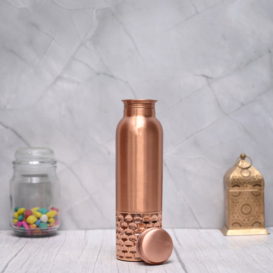 High Quality Pure Copper Water Bottle With Brick Hammered Design 950 ML