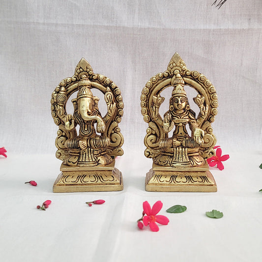 Brass Ganesh and Lakshmi Idol Set – 5 Inch Antique Finish | Handmade Hindu Deity Statues for Pooja, Diwali, and Home Decor | Premium Sculpture Gift Set