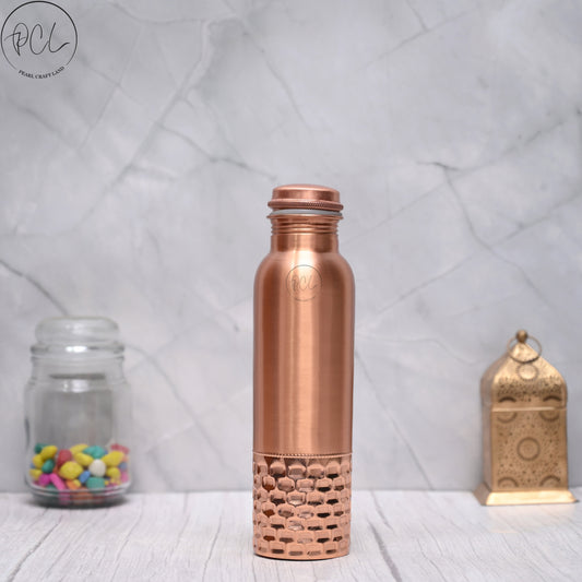 High Quality Pure Copper Water Bottle With Brick Hammered Design 950 ML