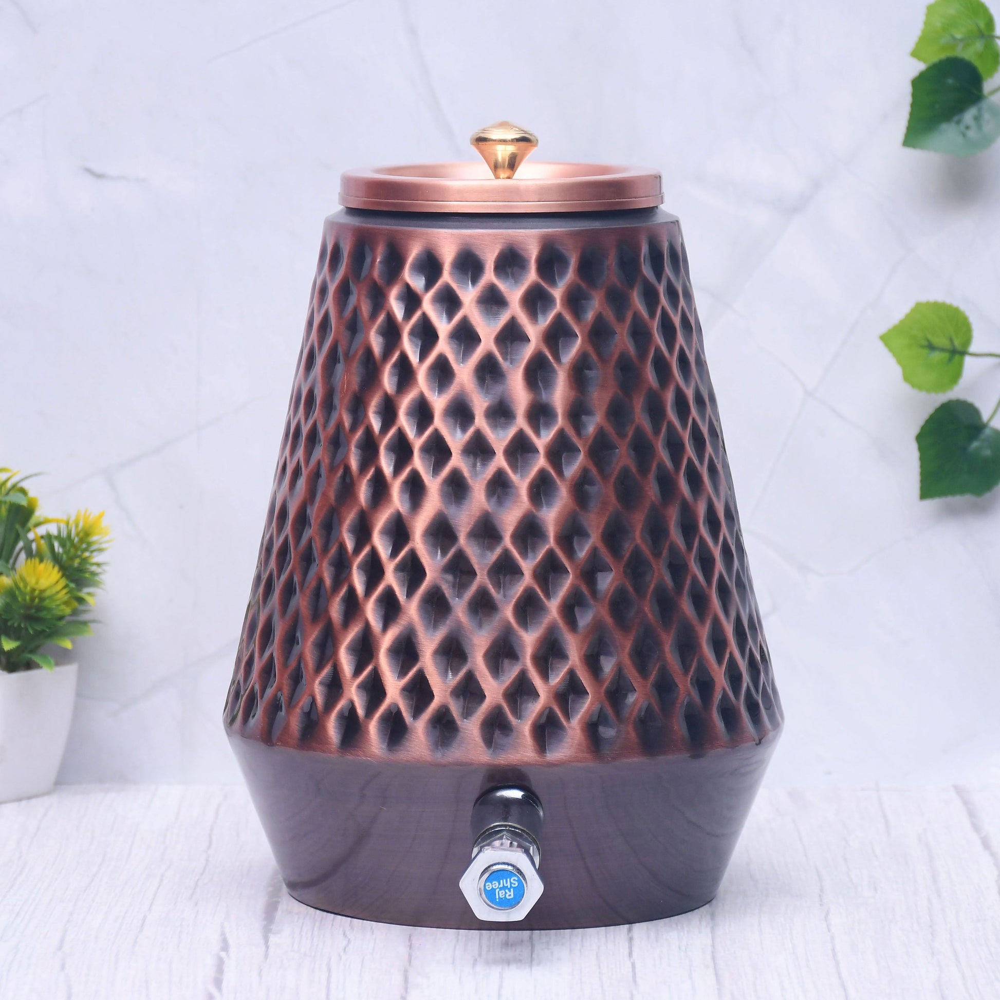 SAMA Homes - pure copper conical antique diamond designed capacity 5000 ml
