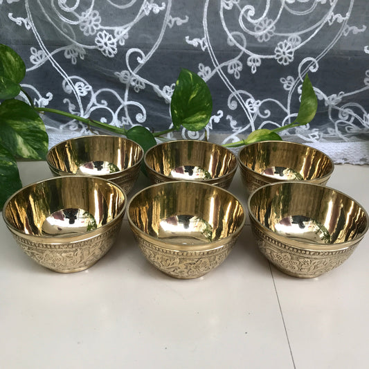 Handcrafted set of 6 brass bowls for dining and décor