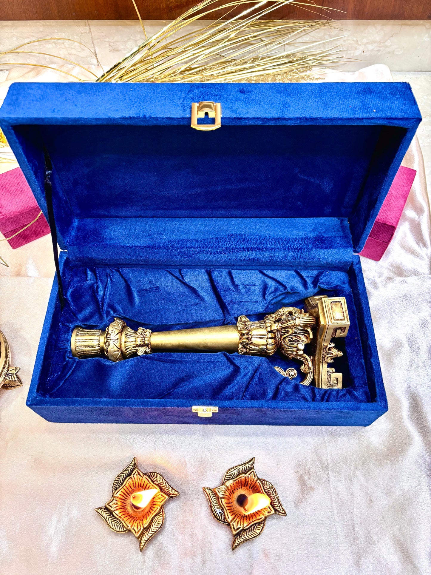 Brass Candle Stand Holder (10.9 Inch)