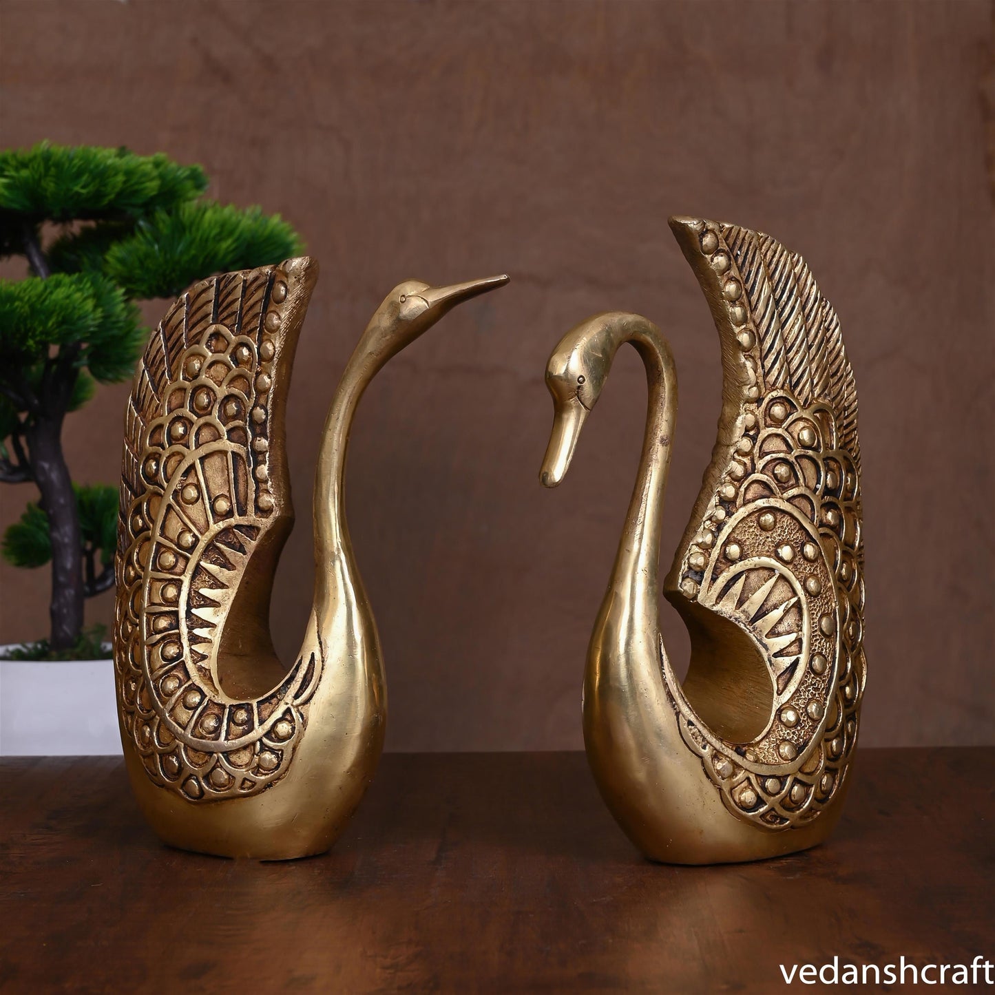 BRASS DECORATIVE SWAN SET (9")