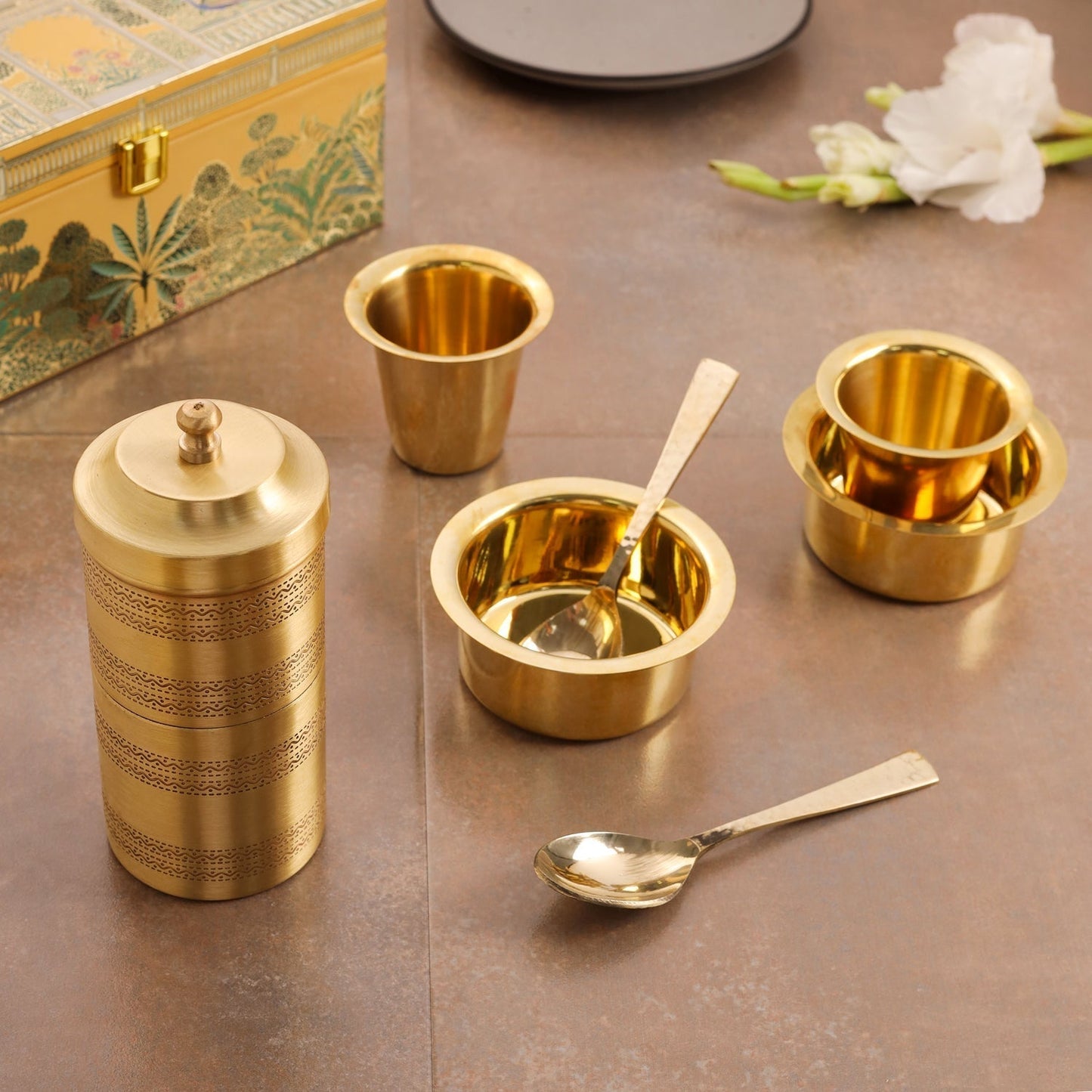 Premium Brass Coffee Maker & Davara Set – Luxury Gift & Corporate Hamper