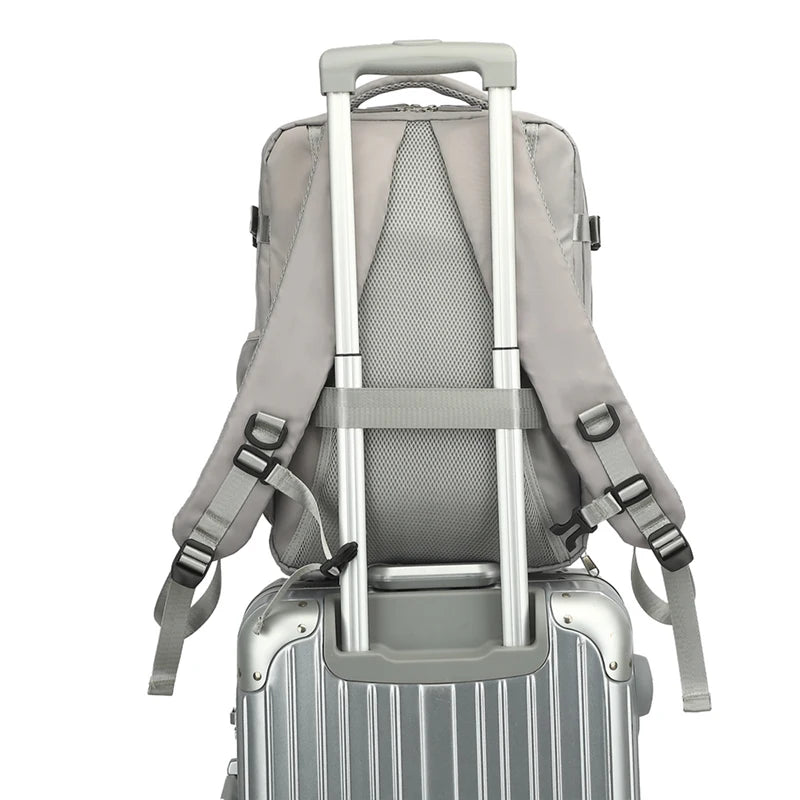 Travel Backpack 42x18x29 cm – Cabin Hand Luggage, Laptop & Leisure Bag for Men & Women | Lightweight Mochila para Viaje