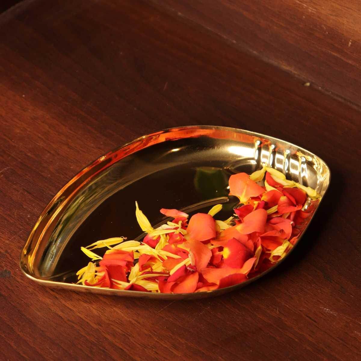 Brass Shanku Plate - Set of 4 |Traditional pooja plate for festival gift