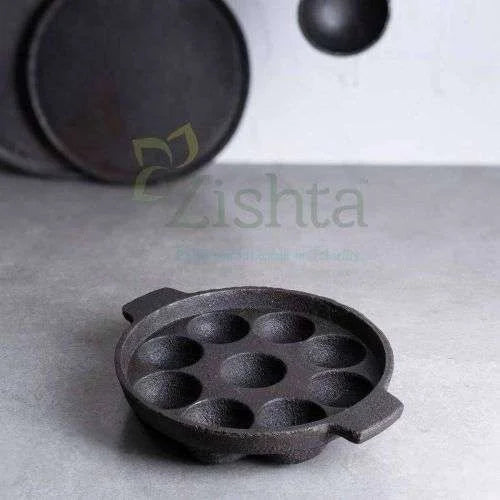 Cast Iron Kuzhi Paniyarakal (Paddu-Appe Tawa)