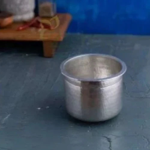 Eeya chombu (Tin vessel) - Adukku Shape