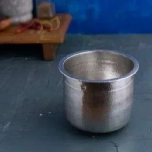Eeya chombu (Tin vessel) - Adukku Shape