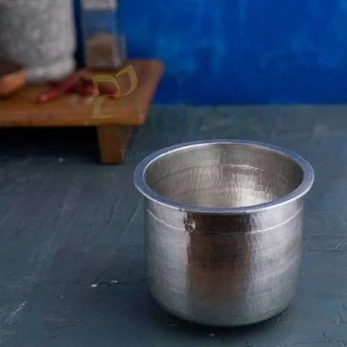Eeya chombu (Tin vessel) - Adukku Shape