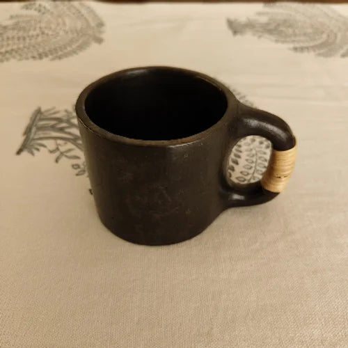 Tea /Coffee: Black Pottery Cups