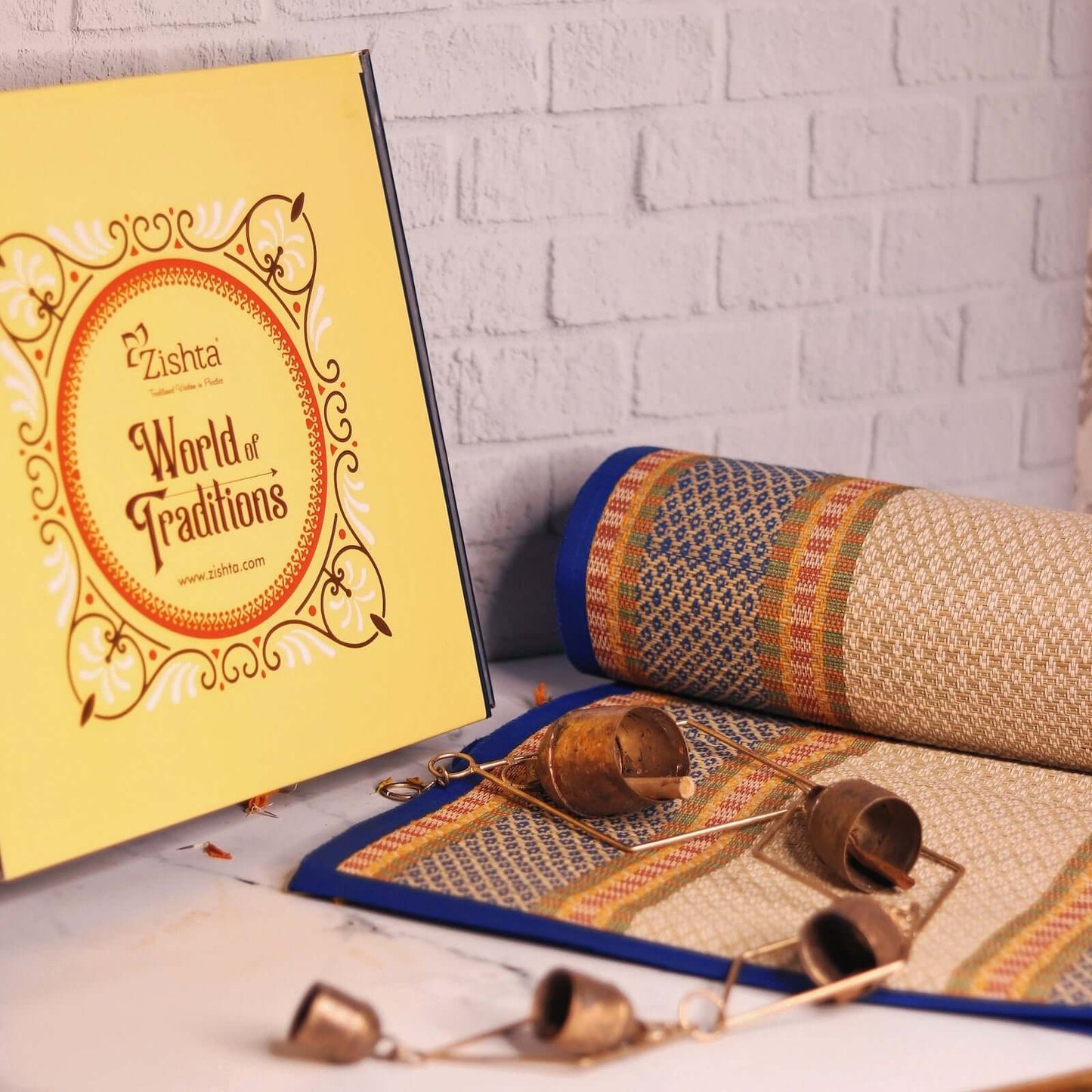 Natural Mat & Wind Chimes Gift Set