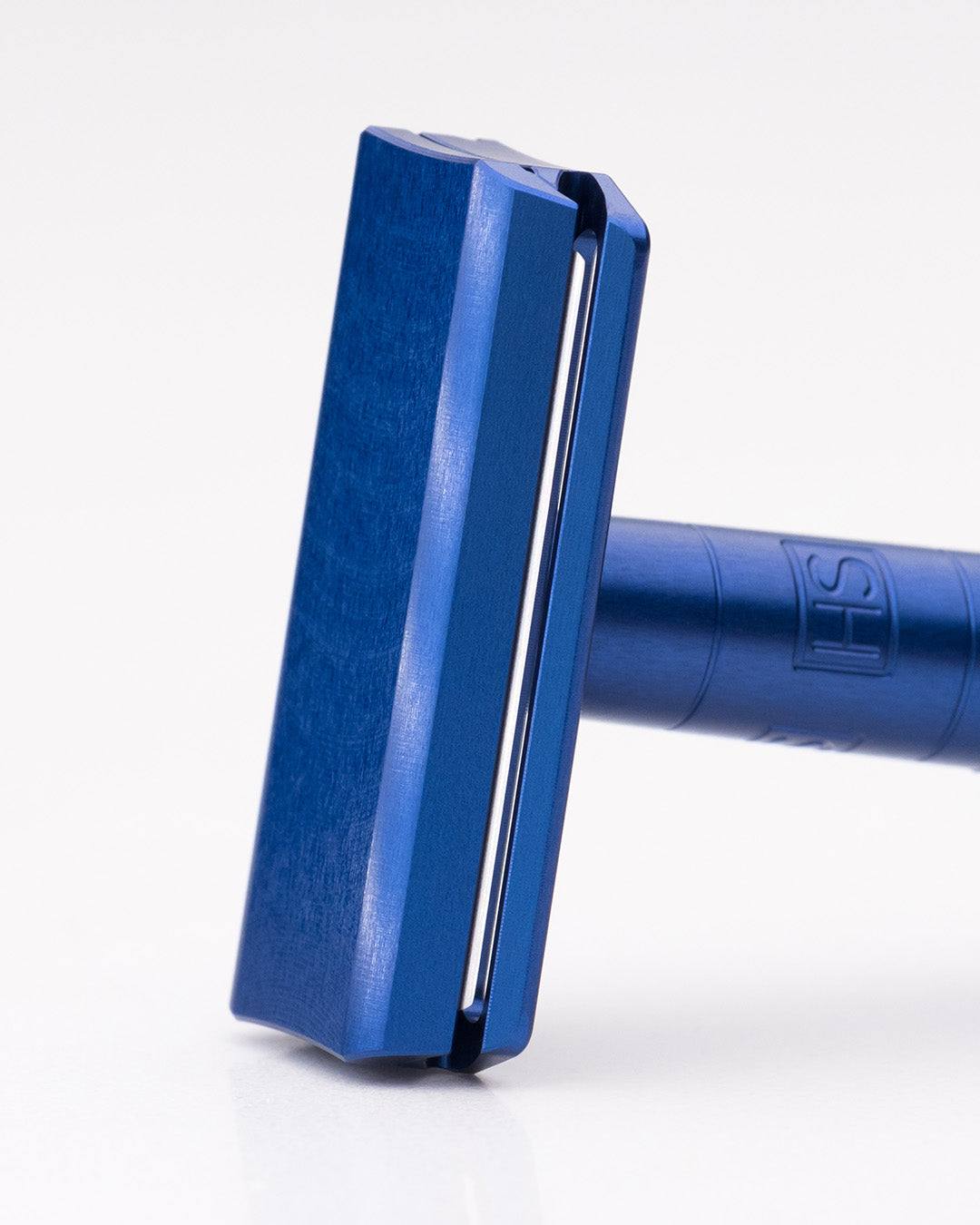 Henson AL13-M Razor Steel Blue – Premium Wet Shaving Razor | Samahomes.ca