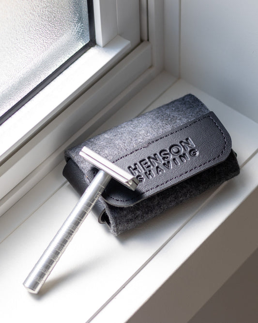 Henson Travel Case – Premium Merino Wool & Vegan Leather Razor Case |  at SamaHomes.ca