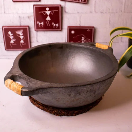 Wok: Manipur Black Pottery