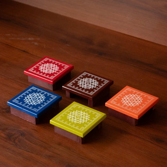 Wooden Pooja Chowki Manai -Set Of 4 |A traditional navratri gift