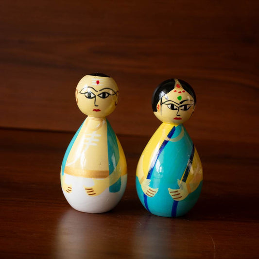Wooden Village Pandit Couple | Navratri Dolls for Gifting