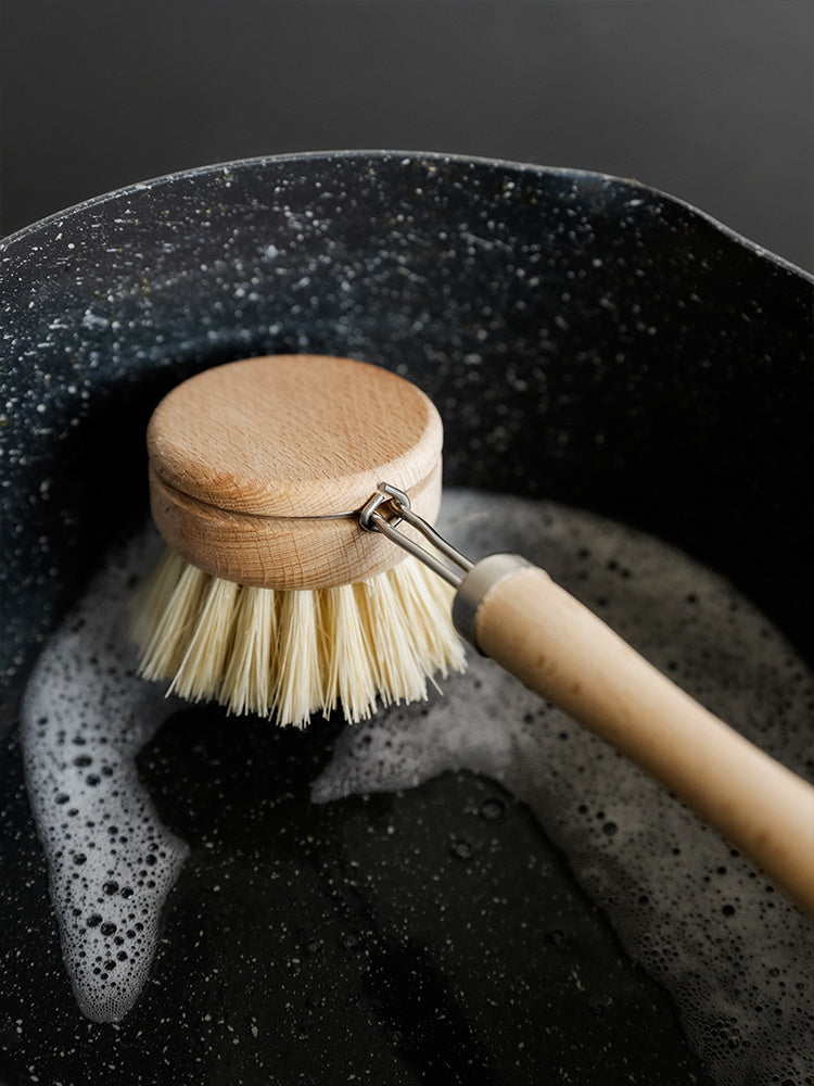 Simple wood handle pot brush