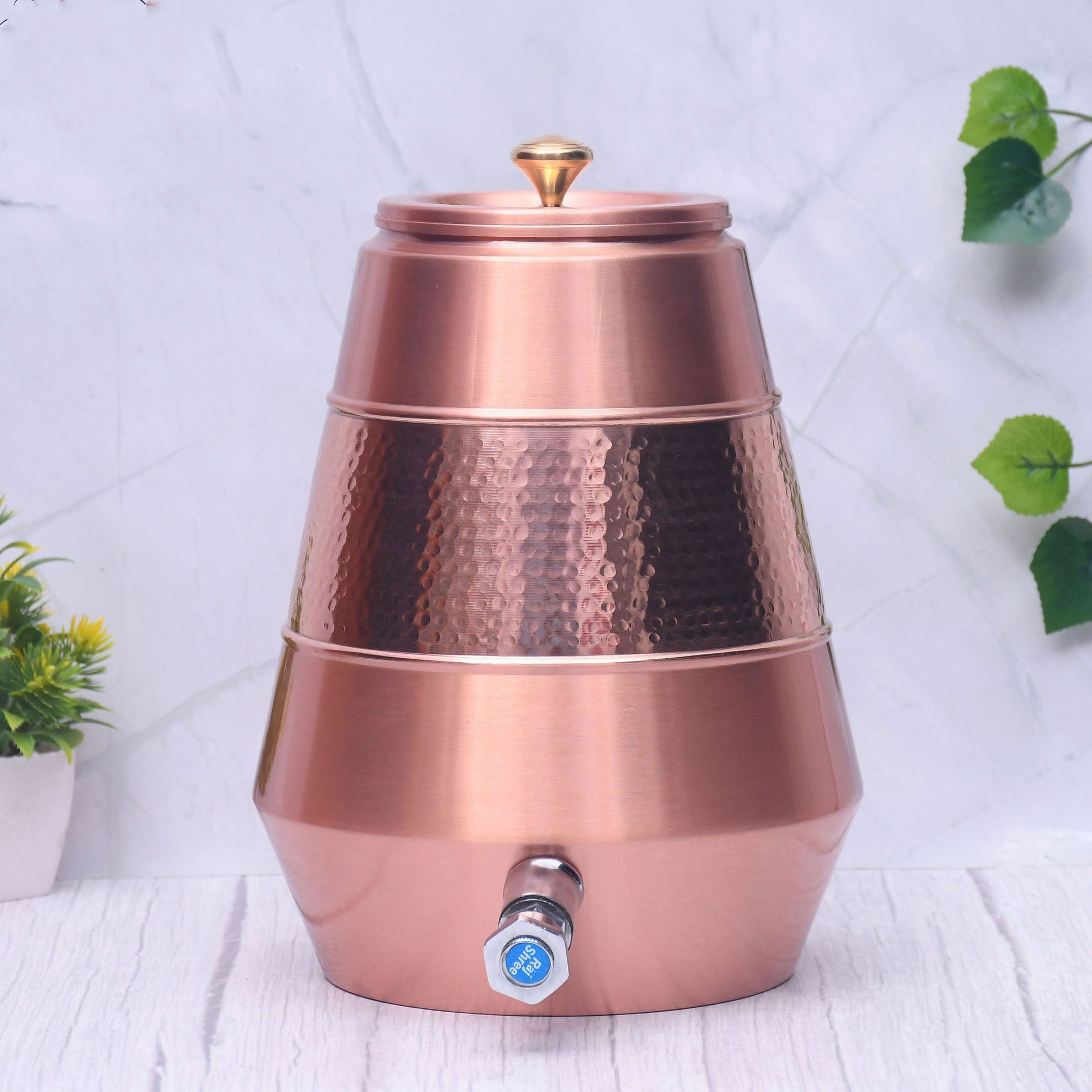SAMA Homes - pure copper conical half hammered designed capacity 5000 ml