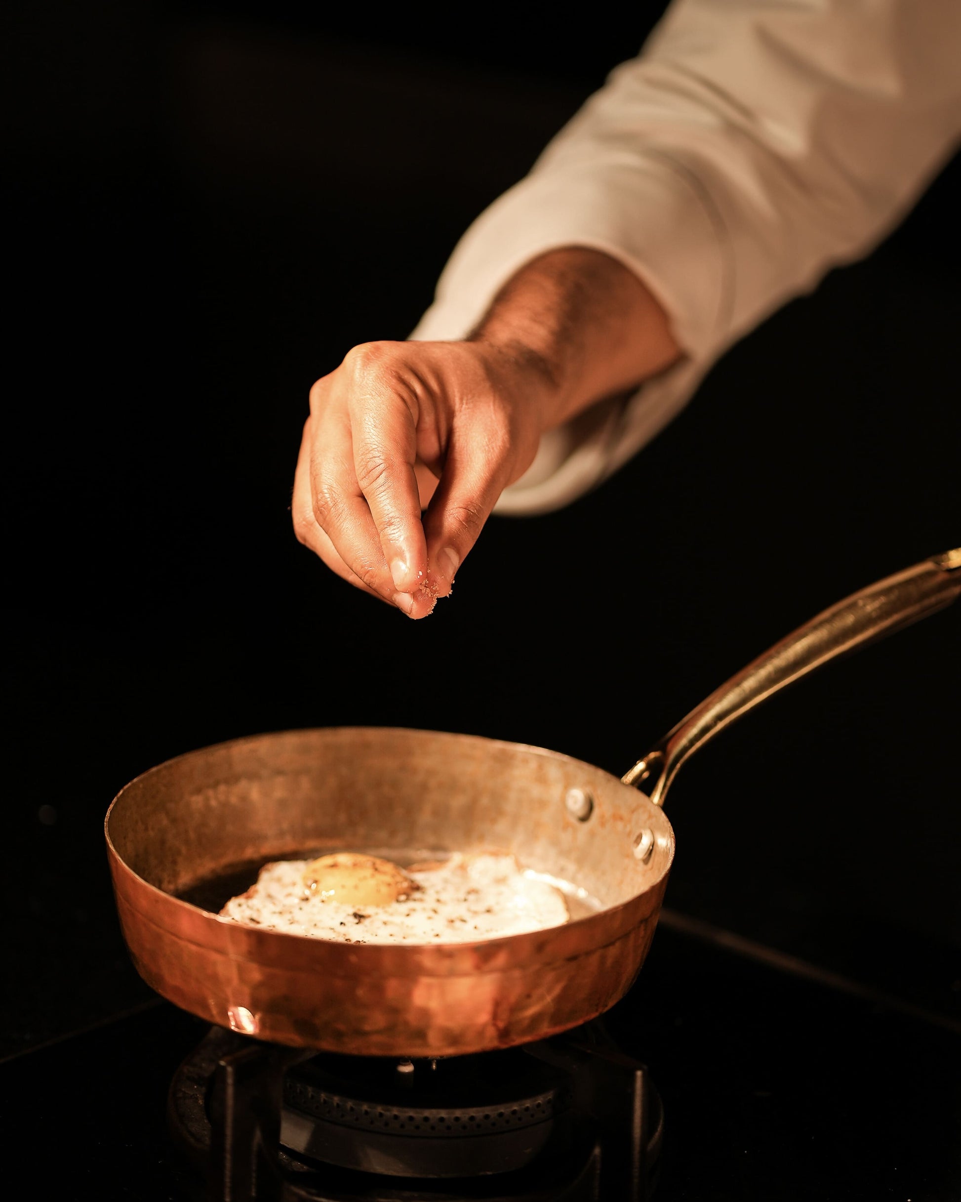 sama homes copper frypan with brass handle