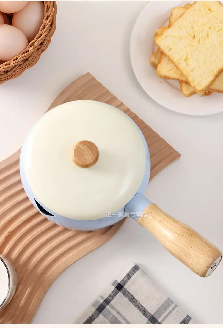 Japanese Style Milk Pot 14cm Non Stick Single Handle Cooking Pots Pure Iron Flat Bottomed Noodle Complementary Food Small Pot