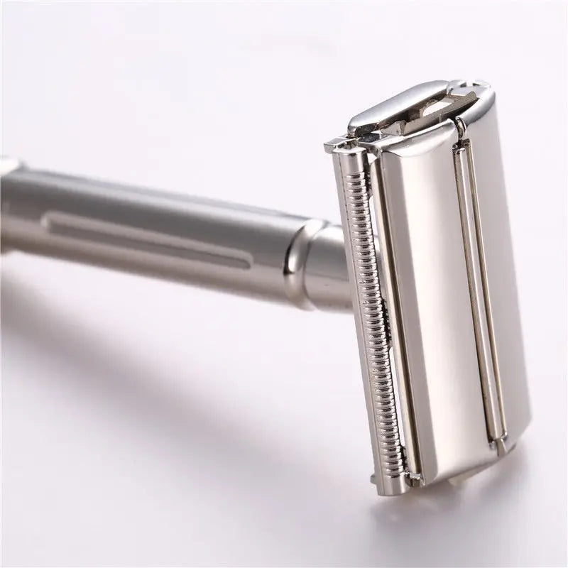 Premium Men's Classic Safety Razor Set – Folding Double Edge Shaver with 5 Titanium-Coated Blades | Professional Barber Tool for Face & Body