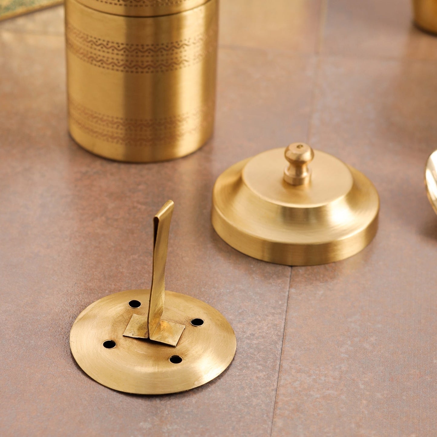 Premium Brass Coffee Maker & Davara Set – Luxury Gift & Corporate Hamper