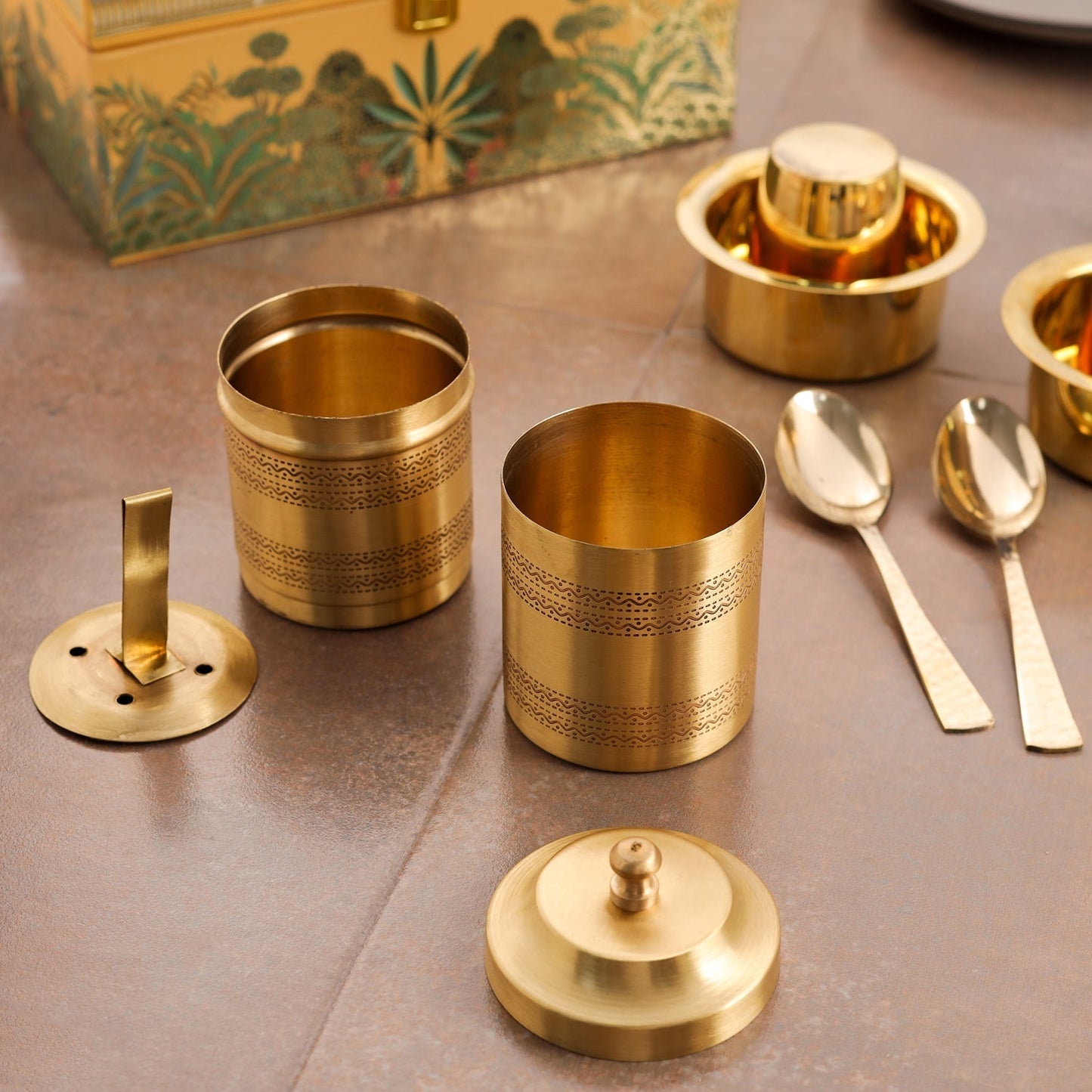 Premium Brass Coffee Maker & Davara Set – Luxury Gift & Corporate Hamper