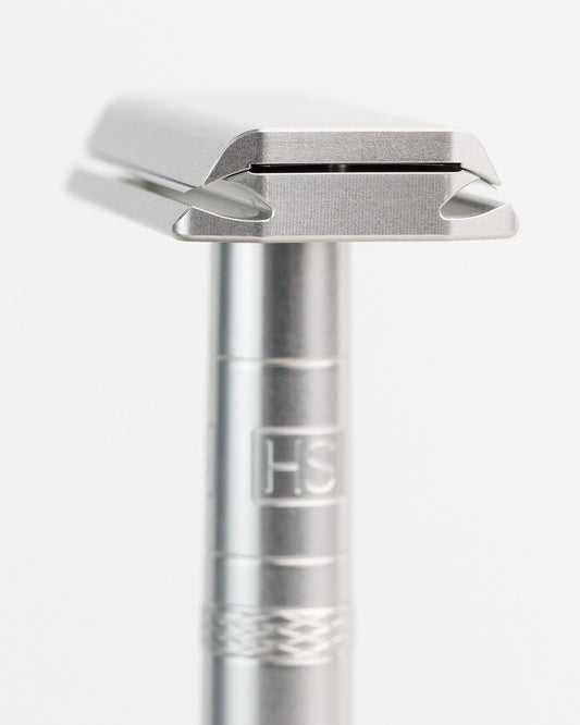 Henson AL13 safety razor starter bundle with stand and blades