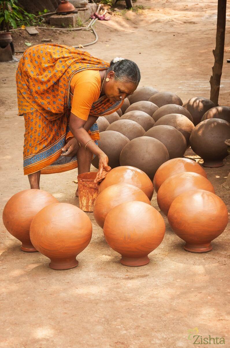 Clay Cooking Pot