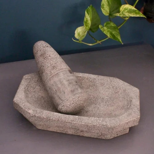 Granite Mortar & Pestle  Kalvam - Medium