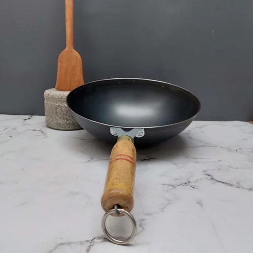 Pure Iron Wok With Wooden Handle