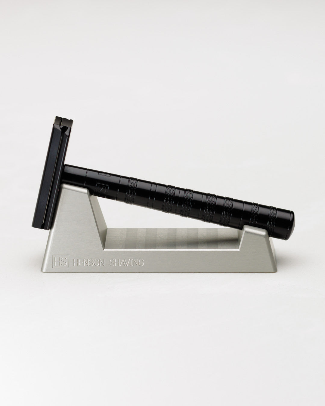 Henson Starter Bundle Jet Black – AL13 Razor Kit, Stand & Shave Cream | Samahomes.ca UK