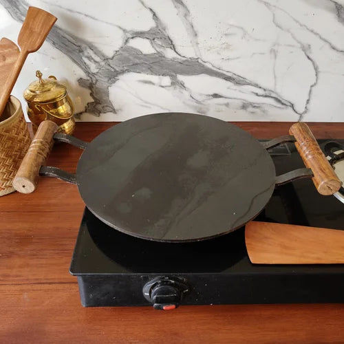 Pure Iron Tawa Round with Wooden Handle/ Pre-Seasoned No chemical Coating