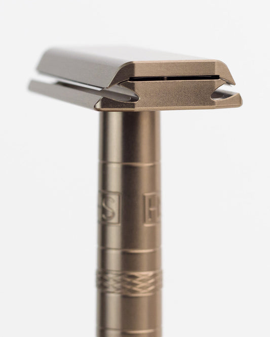 Henson AL13-M Razor Tan – Premium Safety Razor for Smooth Shaving | Samahomes.ca